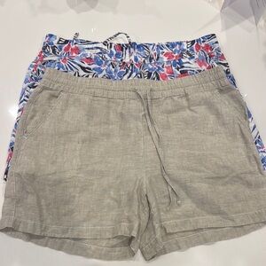 TOMMY BAHAMA 100 % linen womens short set size large! GREAT CONDITION!